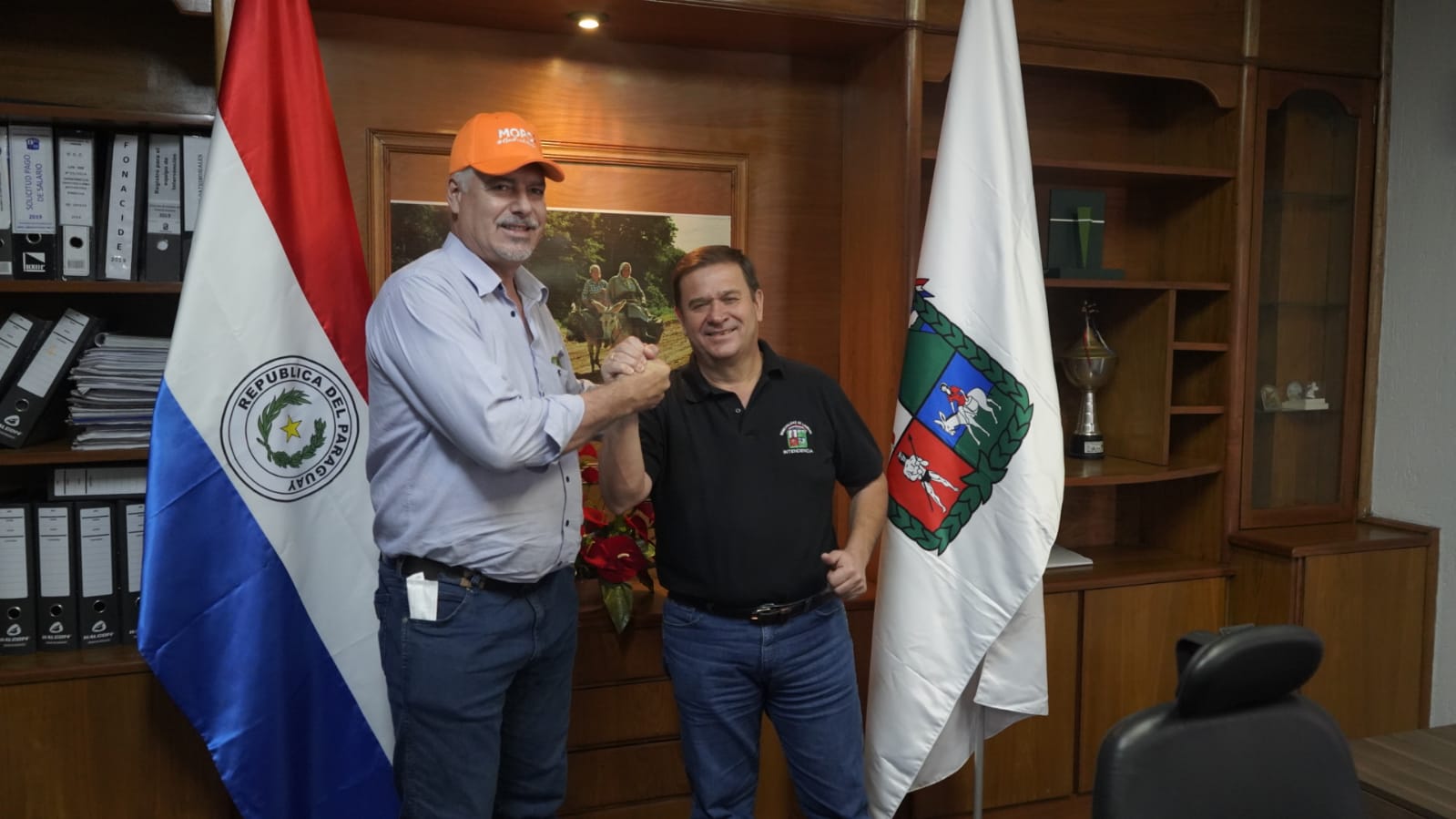 Reunión sabatina entre el Intendente Guido González y Ministro de Obras Publicas